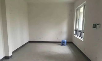 奉城320平厂房出租，交通便利，随时看房入住